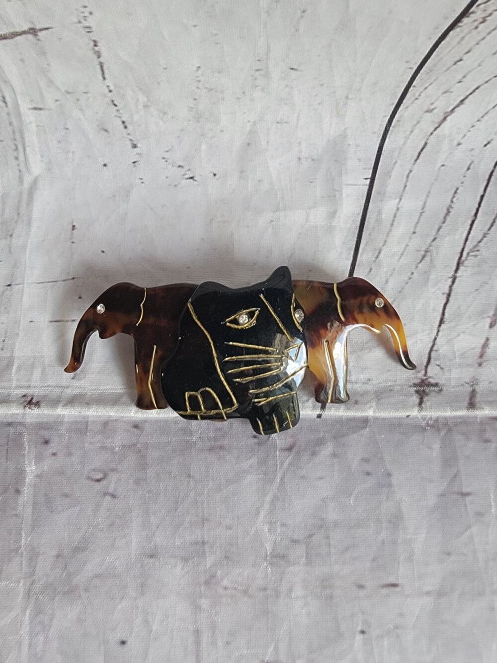 Vintage Faux Tortoise Shell Lucite Elephant Panther Hair Barrette